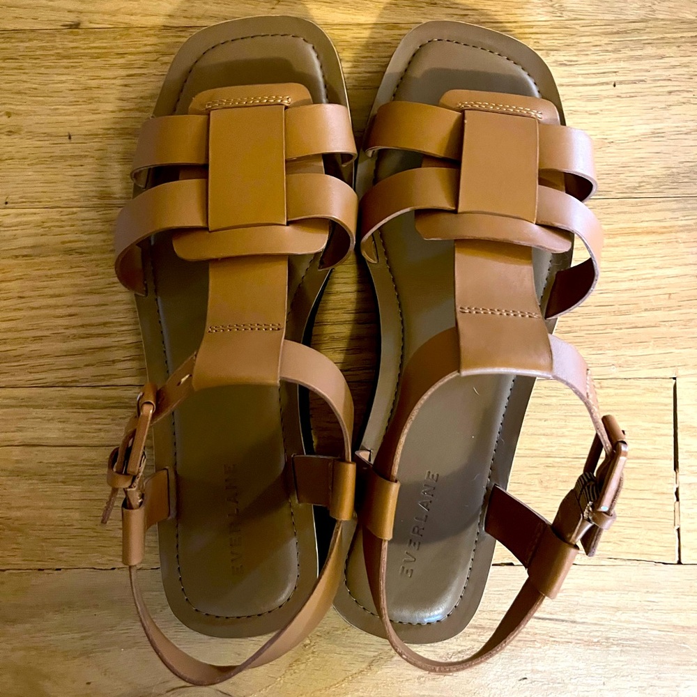 Everlane Tan Leather Sandals